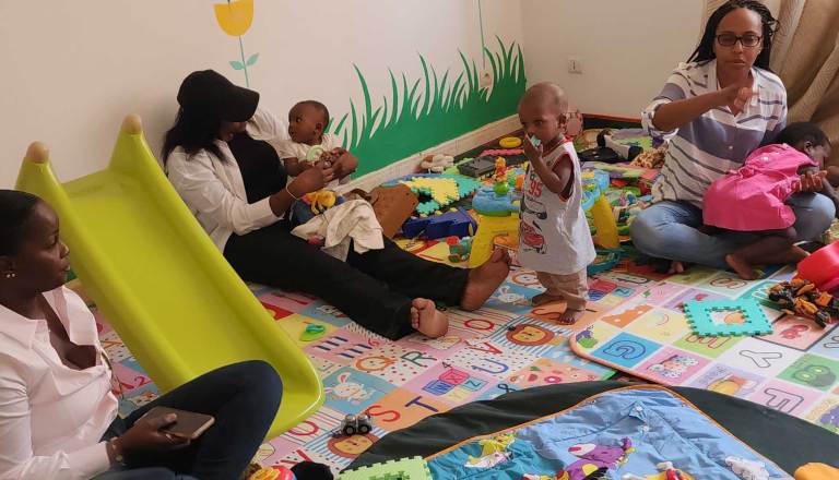 Donation handover to the Bambilor nursery